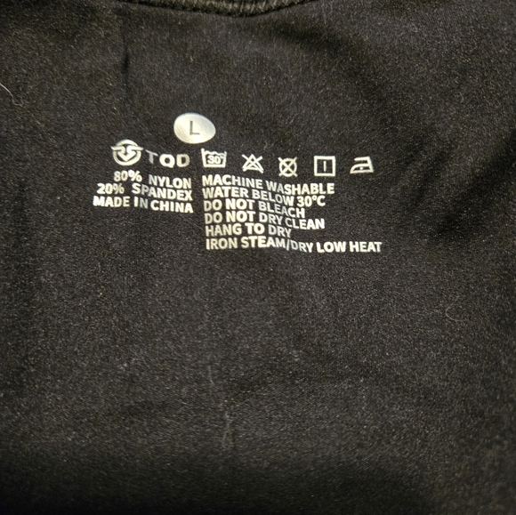 TQD Cropped Racerback Tank Set - Picture 6 of 7